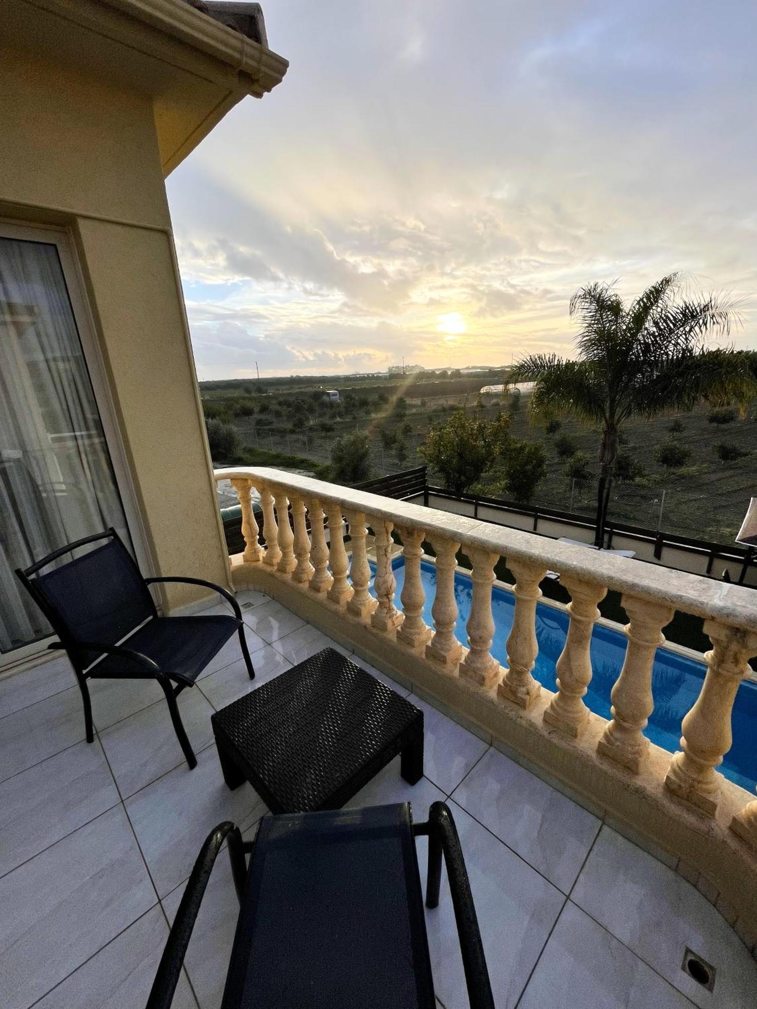 Zenberry House Apartment Mandria  Exterior photo